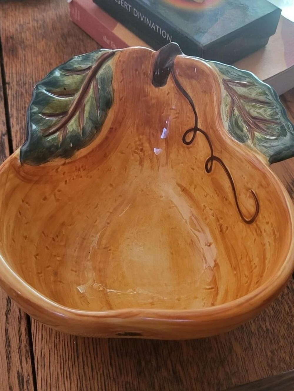 Venetian Ceramica Classica Pear Bowl